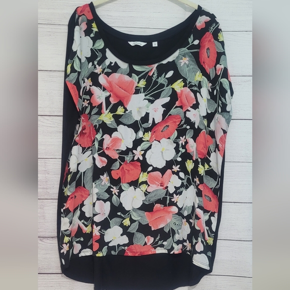 Nwot Reitmans floral print sleeveless blouse - Picture 2 of 10